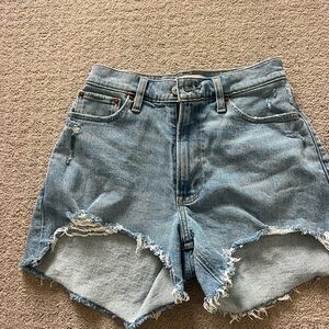 Abercrombie & Fitch high rise mom shorts Curve Love